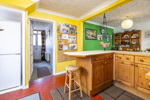 Kitchen/Diner- click for photo gallery